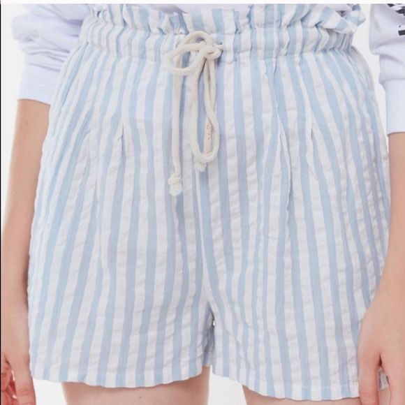 Urban Outfitters Striped Drawstring Paperbag Short - Picture 3 of 3